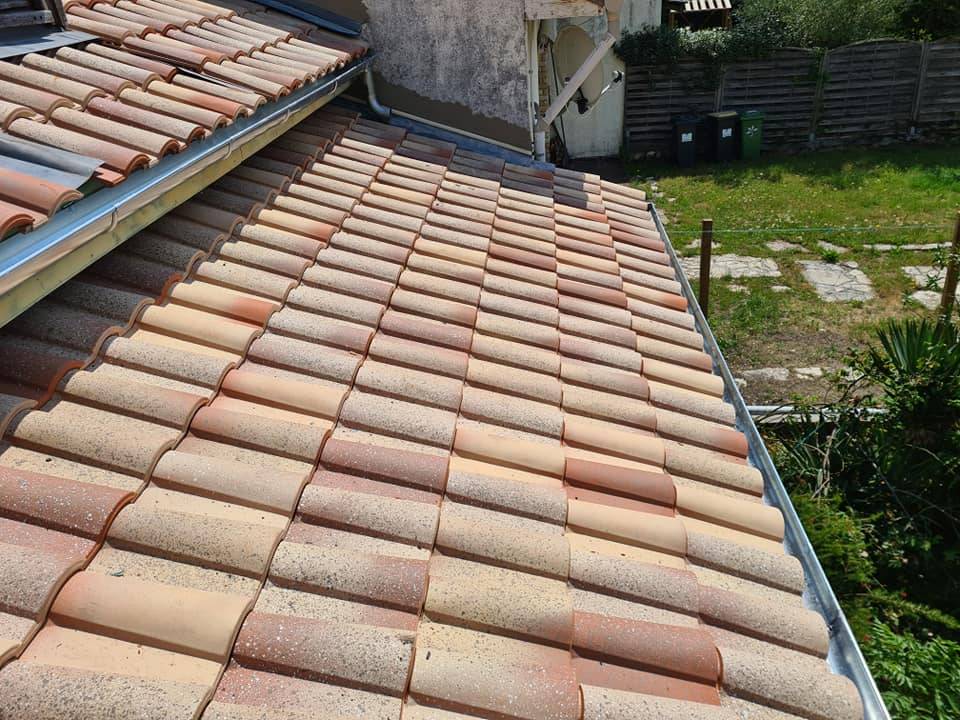 Devis pour faire rénover la toiture d'une maison par un charpentier couvreur pas cher Listrac Médoc en Gironde