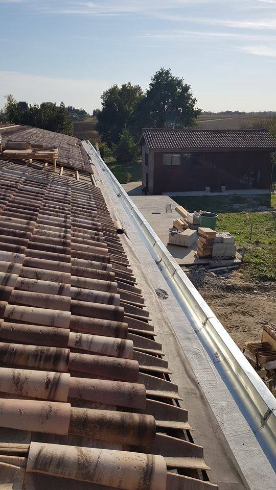 devis pour la pose de gouttière en zinc dans une propriété viticole dans le médoc prés de Castelnau Médoc