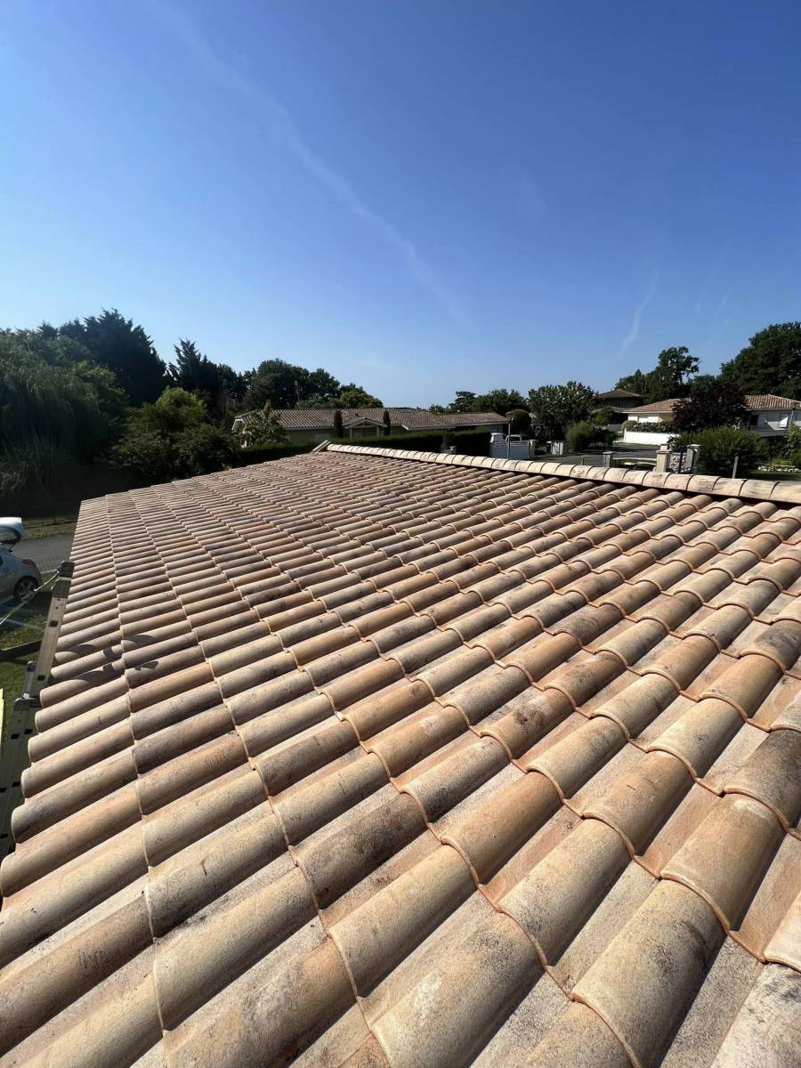Prix pour faire construire un carport bois à Eysines pour protéger deux véhicules des orages de grêle