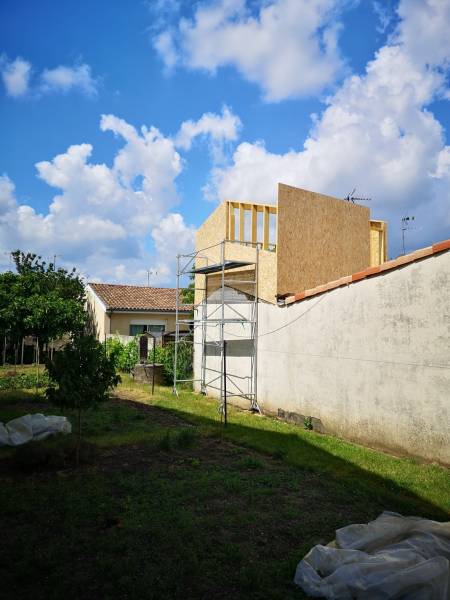 Réalisation d'une surélévation ossature bois pour créer une suite parentale Listrac Médoc