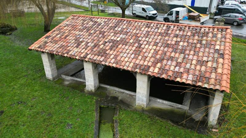 Rénovation complète de toiture pour un garage de 30 m² à Blanquefort – JMS COUVERTURE, l'artisan couvreur qui ne laisse pas la pluie gagner